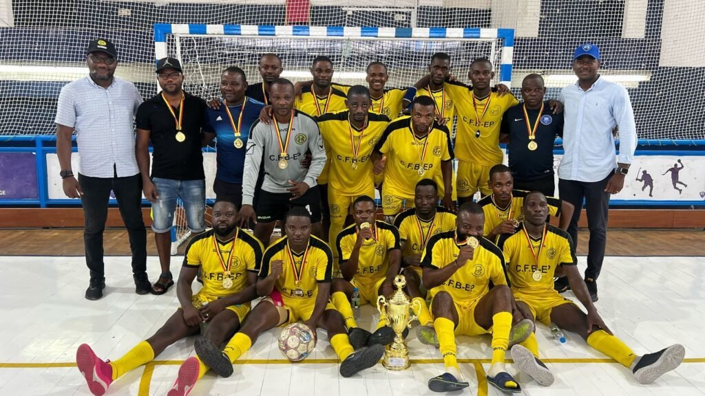CAMINHO DE FERRO DE BENGUELA-EP CONQUISTA TORNEIO DE FUTSAL EM ALUSÃO AOS 97 ANOS DA EMPRESA PORTUÁRIA DO PORTO